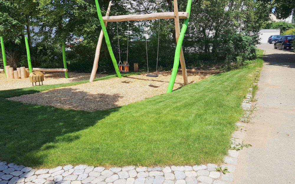 spielplatz-tommental_eningen_001